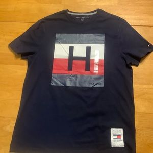 Tommy Hilfiger tshirt NWT